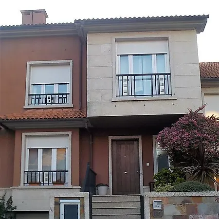 Chalet Las Lagunas Sanxenso Vakantiehuis
